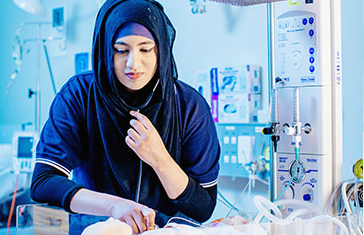 Sophia, a student in the St Albans nursing lab.